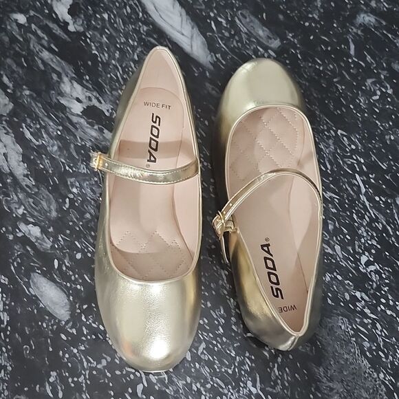 BRAND NEW SODA ROUND TOE MARY JANE ADJUSTABLE ANKLE STRAP SLIP-ON FLAT - Picture 4 of 15